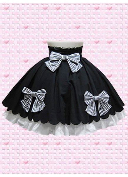 Black Cotton Short Sweet Lolita Skirt With Flouncing Hemline