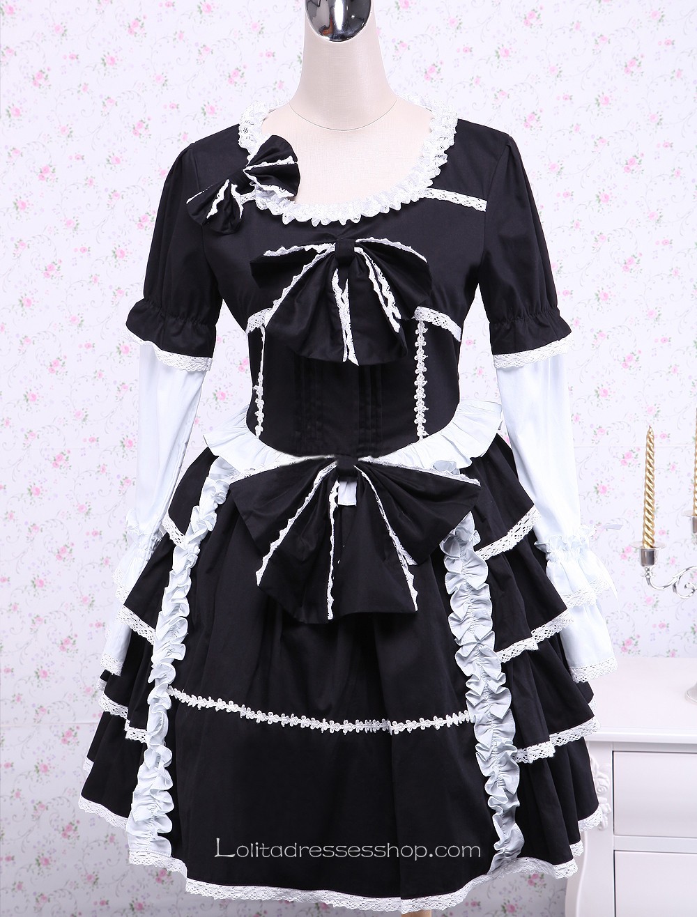 Black Cotton White Lace Trim Knee-length Gothic Lolita Dress