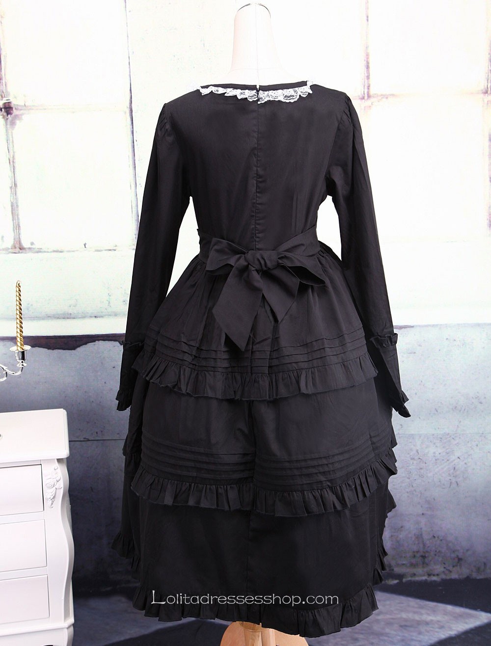 Ruffles Bow Black Long Sleeves Gothic Lolita Dress