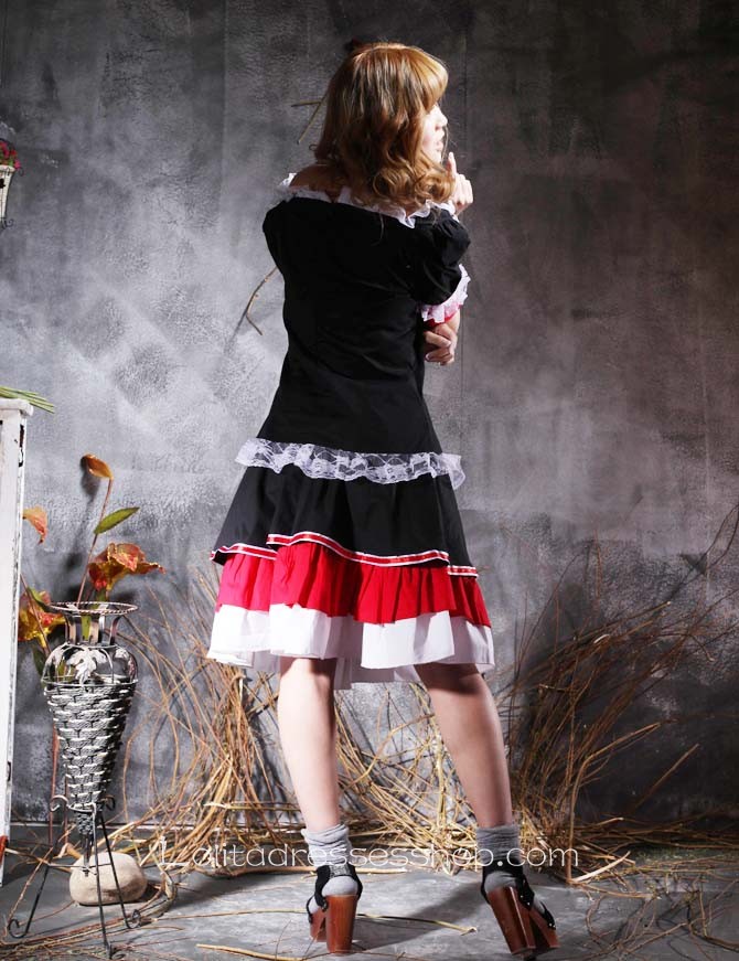 Red And Black Square-collar Short Sleeves Cotton Gothic Lolita Dress With Tiers