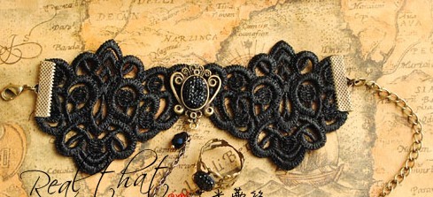 Delicate Black Gothic Lace Lolita Bracelet