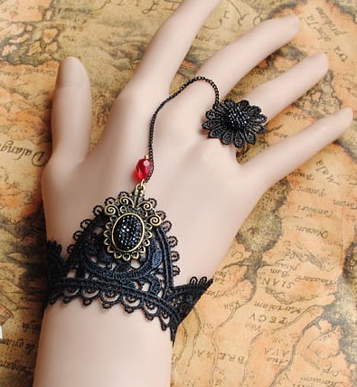 Gorgeous Black Gothic Lace Lolita Bracelet