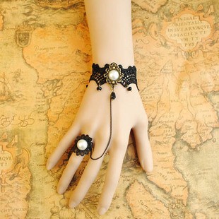 Retro Black Lace attached Ring Pearl Lolita Bracelet