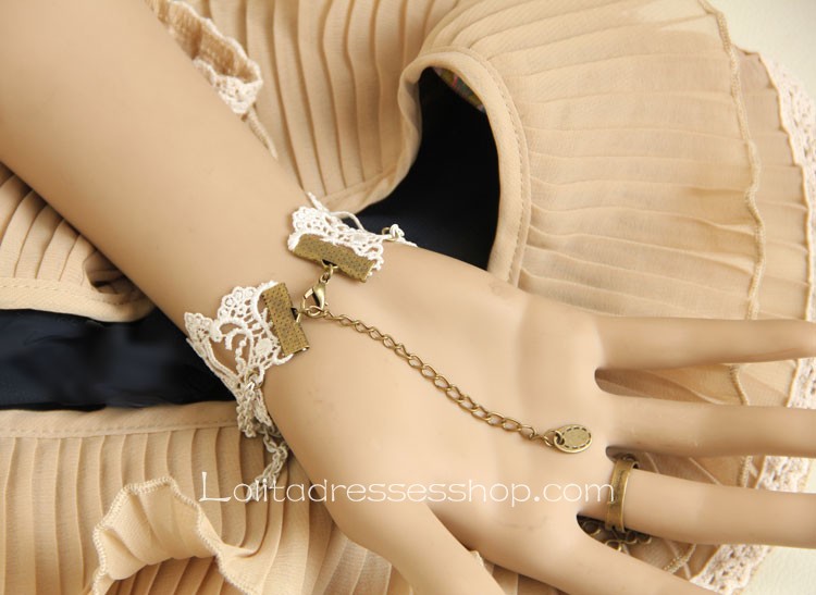 Luxurious White Beadings With Ring Lolita Bracelet