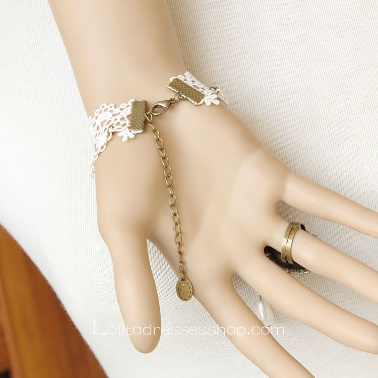 White Lace Lolita Bracelet