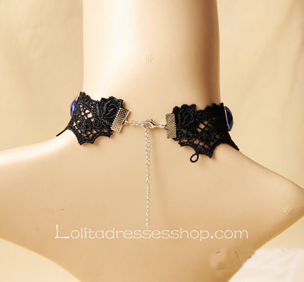 Black Lace Retro Short Necklace