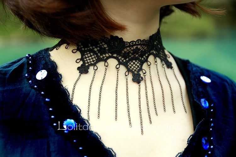 Lady Vampire Lace Short Clavicle Chain Necklace