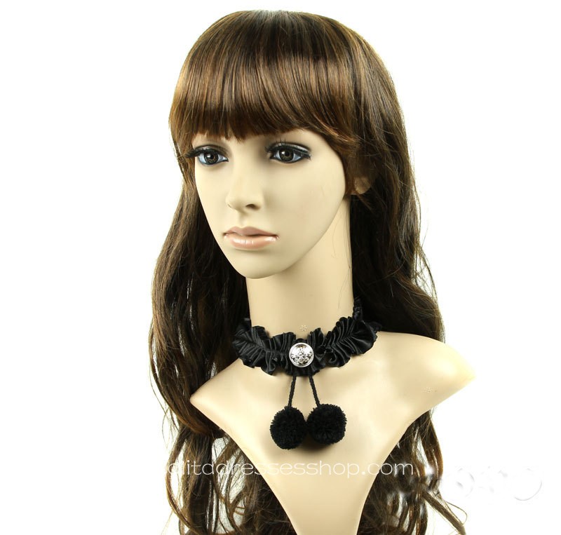 Black Lolita Retro Short Necklace