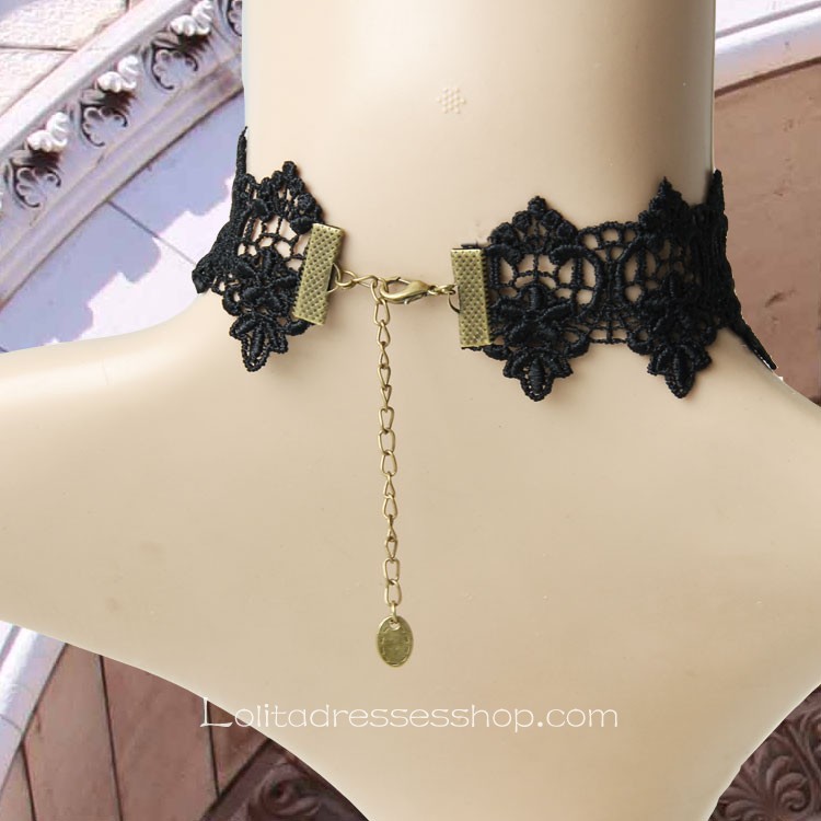 Lolita Gothic Black Retro Queen Necklace