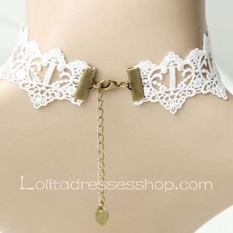 Lolita Baroque White Lace Fashion Necklace