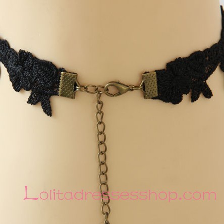 Lolita Black Lace Vintage Poker Queen Vampire Necklace