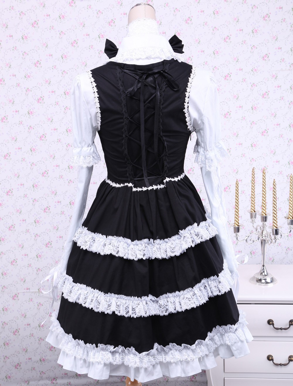 Black and White Cotton Long Sleeves Lace Trim Bow Gothic Lolita Dress