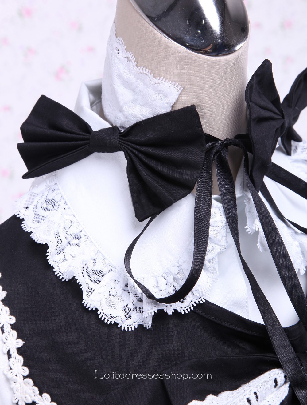 Black and White Cotton Long Sleeves Lace Trim Bow Gothic Lolita Dress