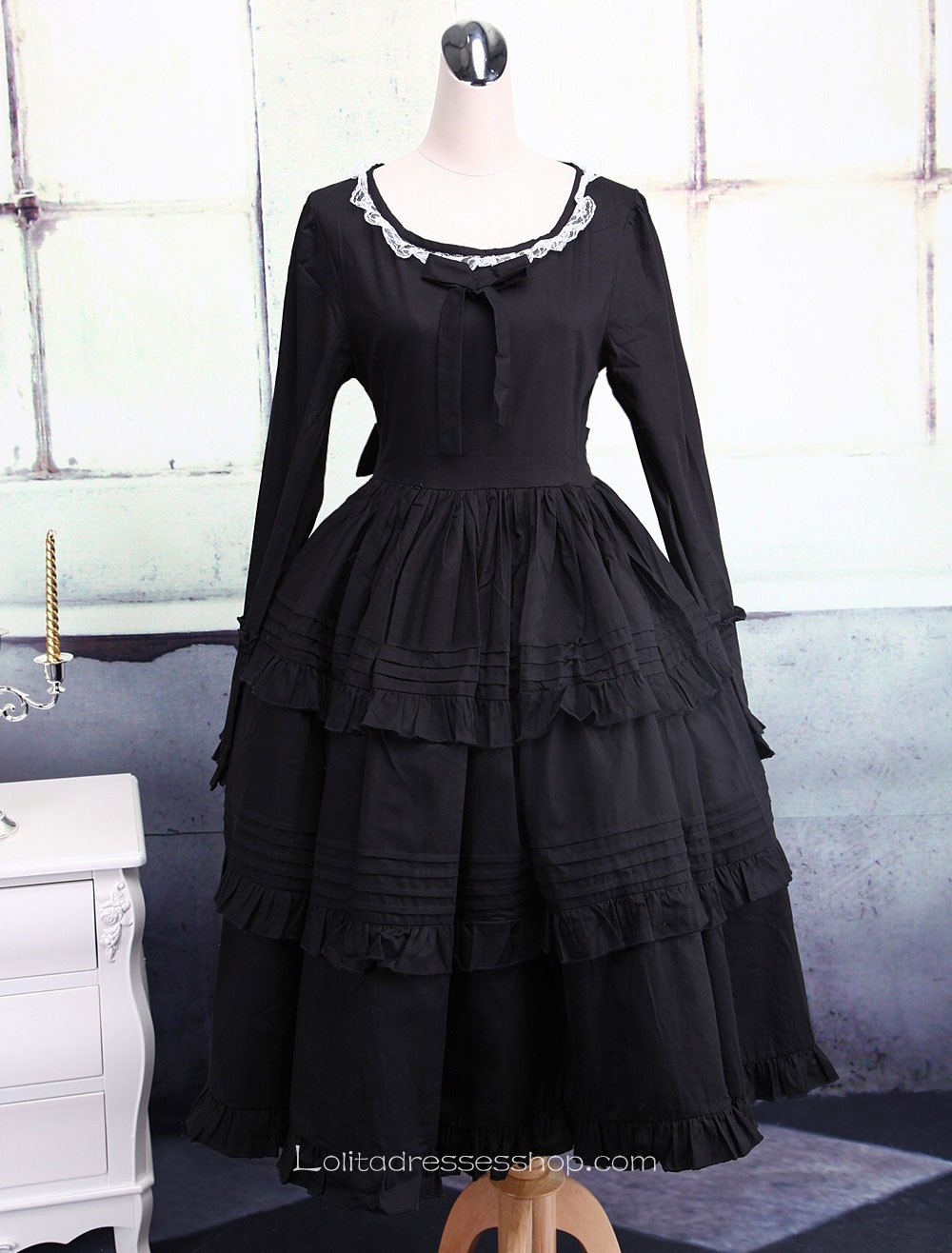 Ruffles Bow Black Long Sleeves Gothic Lolita Dress