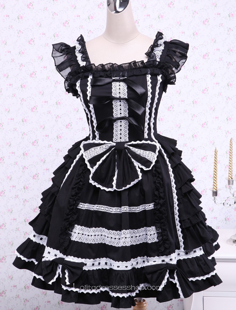 Feifei Sleeves Ruffles Bow Lace Trim Gothic Cotton Lolita Dress