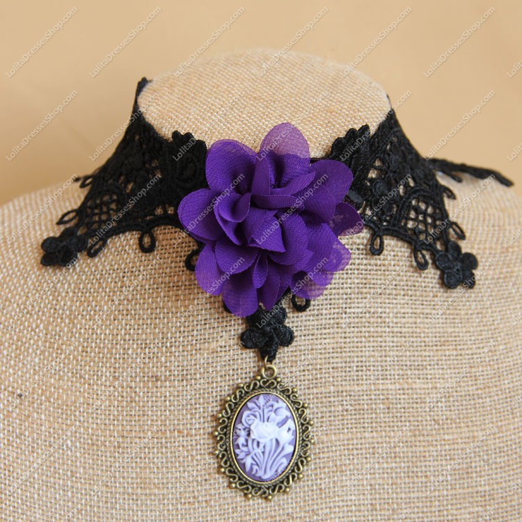 Black Lace Flowers Carving Lolita Necklace