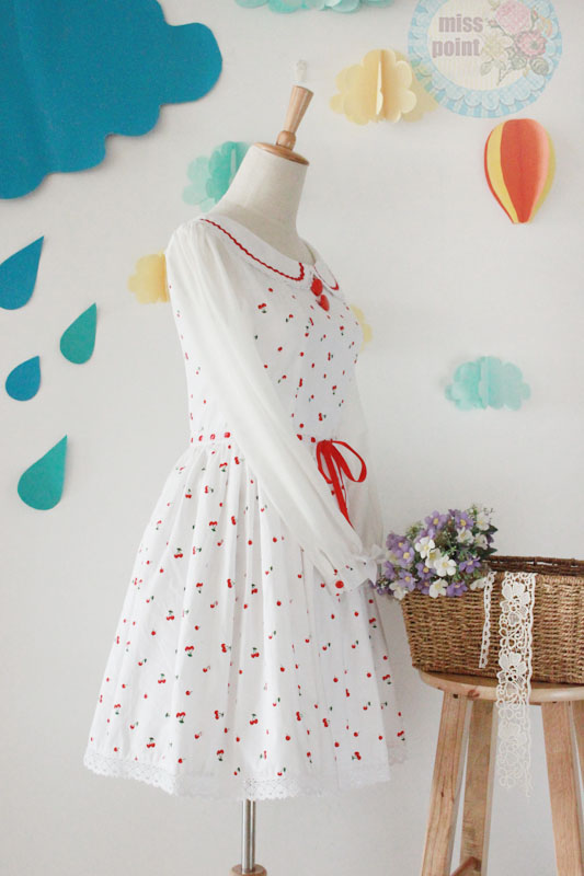 White Cotton Round Neck Cherry Fashion Lolita Dress