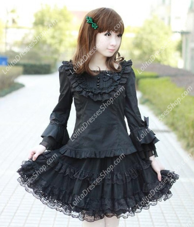 Classic Black Trumpet Sleeves Flounced Princess Quarter Sleeves Lolita Blouse