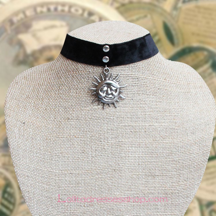 Lolita Little Sun Rivet Punk Style Black Velvet Ribbon Necklace