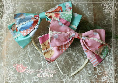 Strawberry print headband lolita