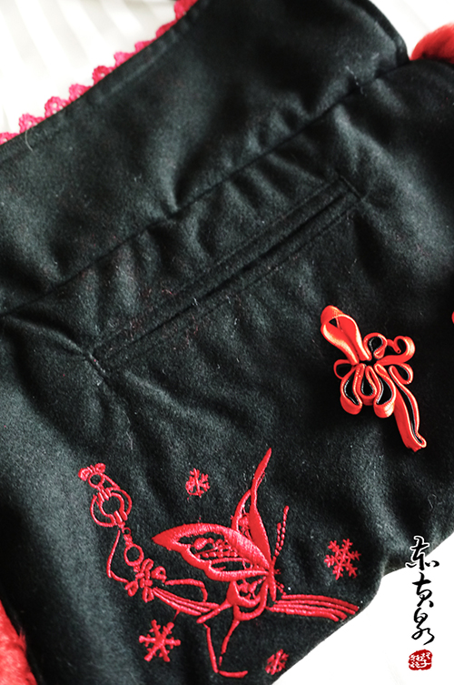 Elegant Embroidery Qi Chess Story Lolita Gloves