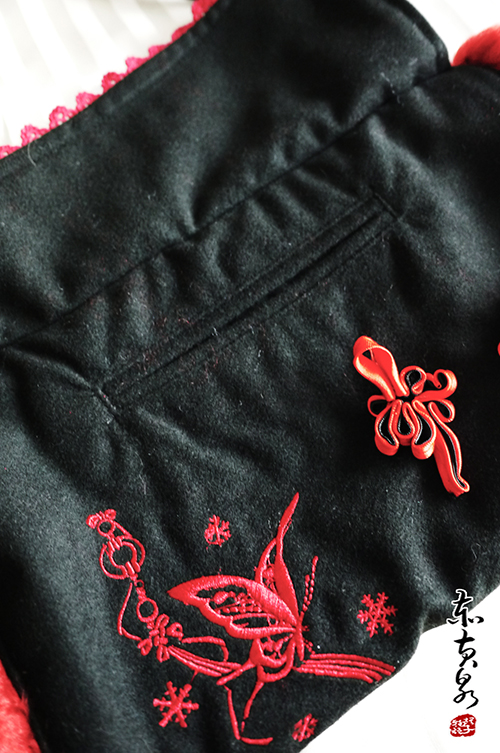 Elegant Embroidery Qi Chess Story Lolita Gloves