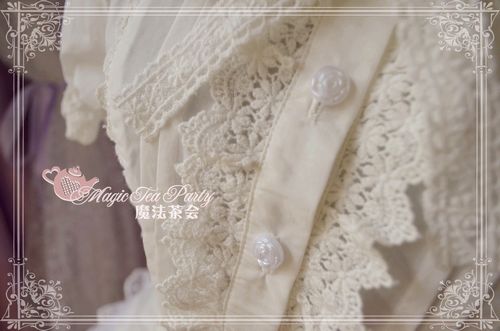 Cultivates qi Cotton Lace Magic Tea Party Lolita Blouse Short Version