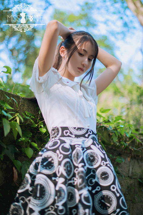 The key to the Future Miss Point Lolita Skirt