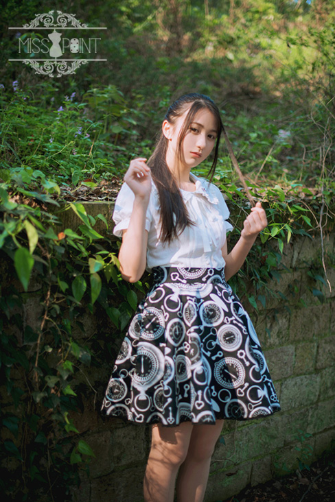 The key to the Future Miss Point Lolita Skirt