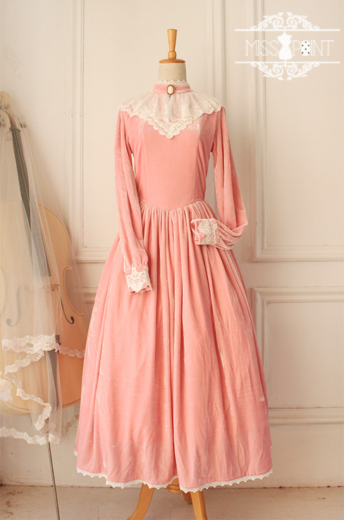The Lady in the Painting Vintage Miss Point Lolita OP Dress