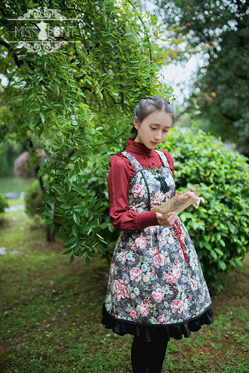 Vintage Qi Miss Point Lolita JSK with Hibiscus Pattern