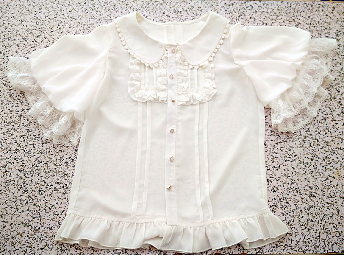 Original New Doll Collar Short Sleeved Chiffon Pagoda Sleeve Lolita Blouse