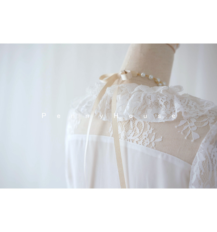 Luna Penny House Lolita Blouse