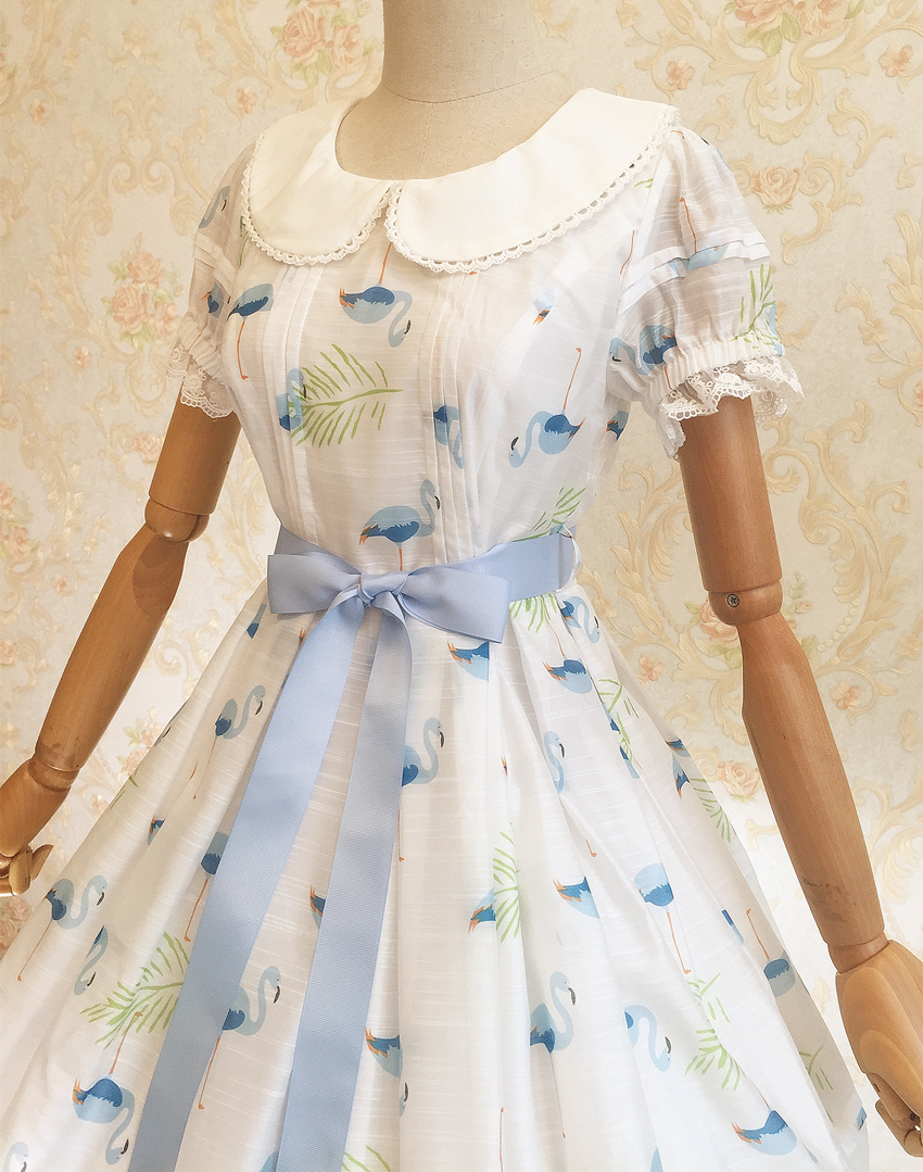 Short Sleeve Swan Printing Lolita Dress