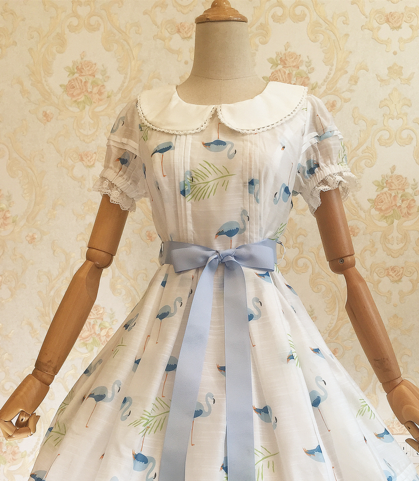 Short Sleeve Swan Printing Lolita Dress