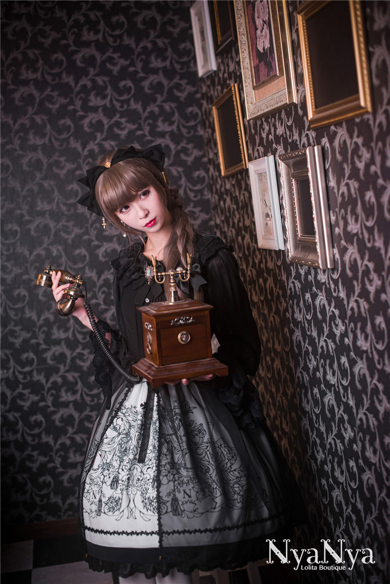 Rose Chandelier Printing Stitching Gothic Lolita JSK