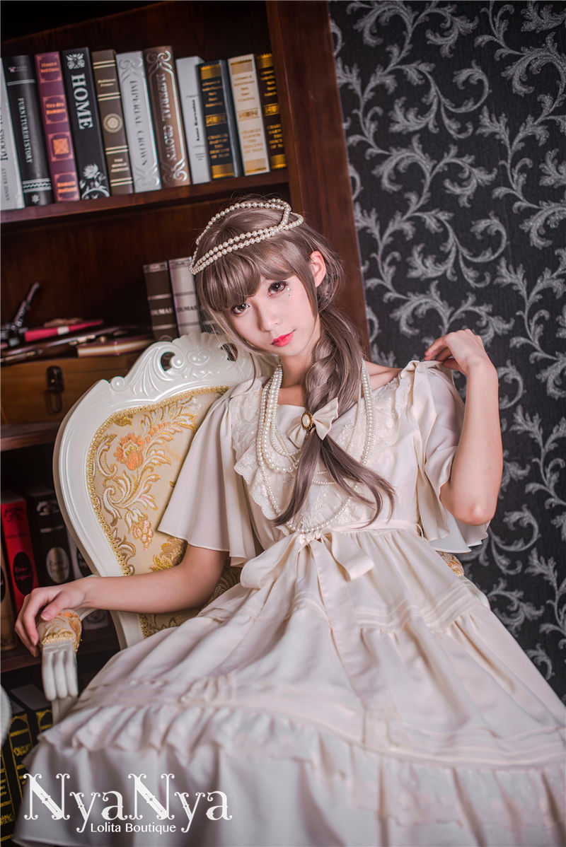 Solid Color Chiffon Dawn And Moon Four Meters Sweep Short Sleeve Lolita OP