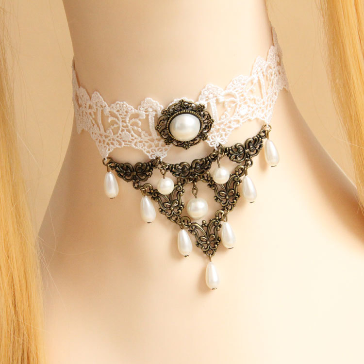 White Pearl Lace Clavicle Lolita Necklace