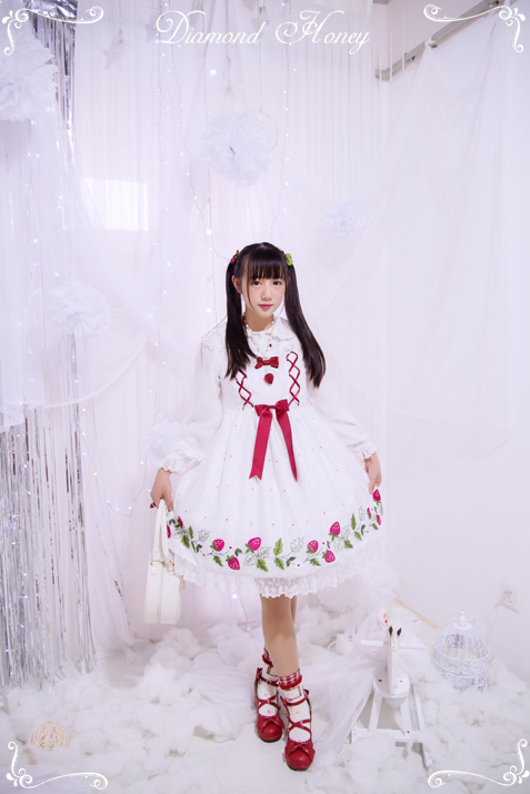 Strawberry Rattan Lolita Dress Cute Auger Strawberry Embroidery Dress