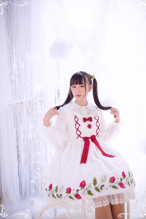 Strawberry Rattan Lolita Dress Cute Auger Strawberry Embroidery Dress