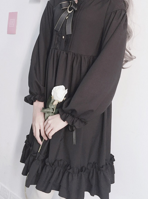 The Castle Under The Moonlight Series Pure Black Ruffle Hem Gothic Lolita Long Sleeve Dress